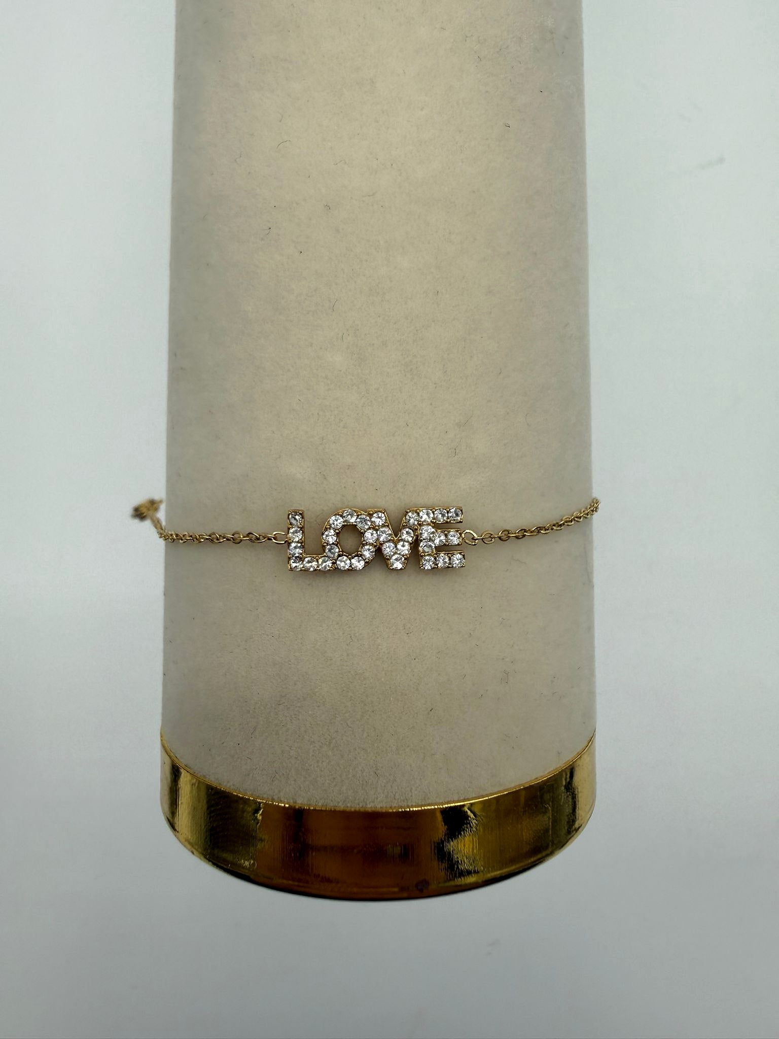 Bracelet en acier inoxydable doré pendentif LOVE Bijouinox Paris