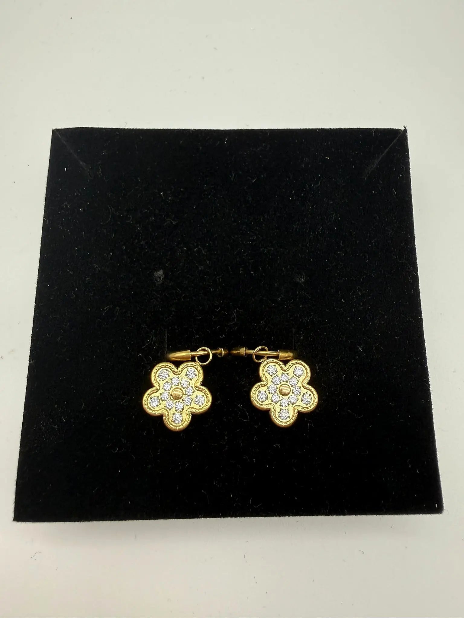Parure Fleur Élégance en acier inoxydable - écrin Bijouinox Paris