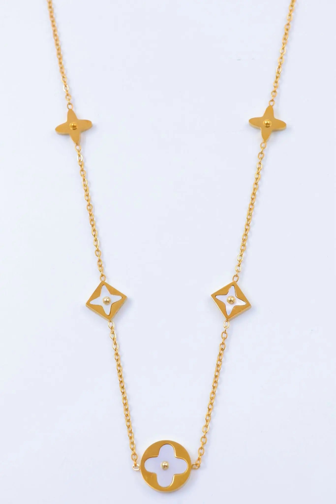 Collier en Acier Inoxydable Fleur  Doré & Argenté Bijouinox