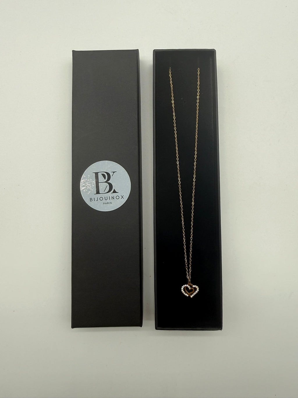 Collier en acier inoxydable doré cœur diamant - détail