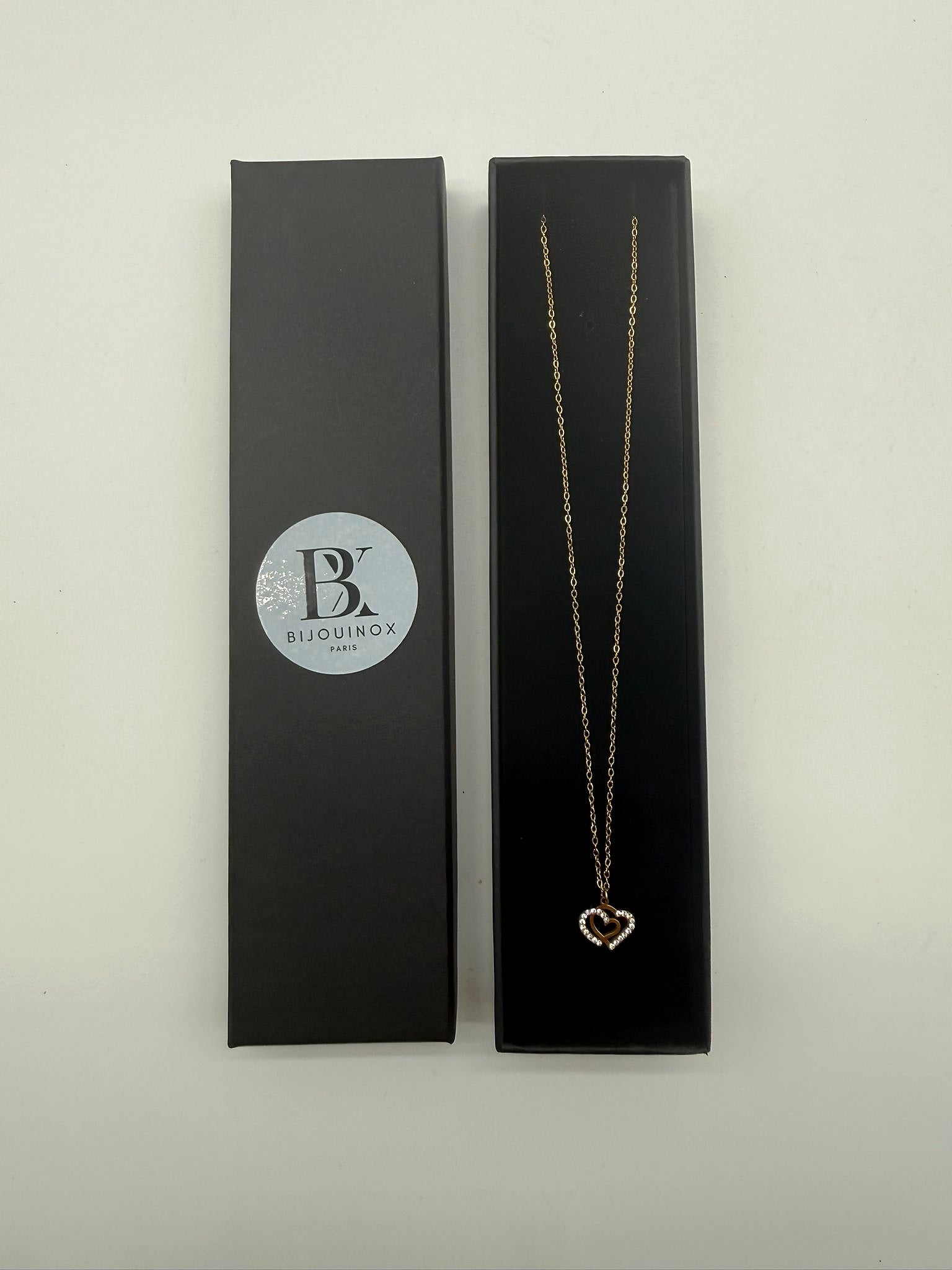 Collier en acier inoxydable doré cœur diamant - détail